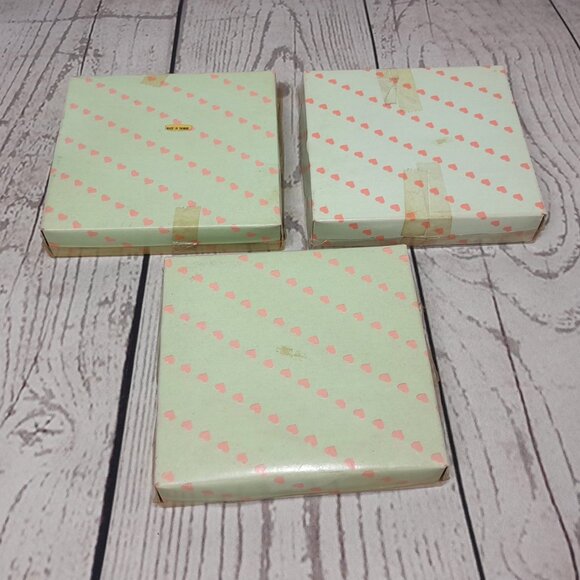 Mouse Rabbit Chicken Chalk Ware Wall Plaque Set Of 3 Ornament Round Oval Hanging - Picture 13 of 13